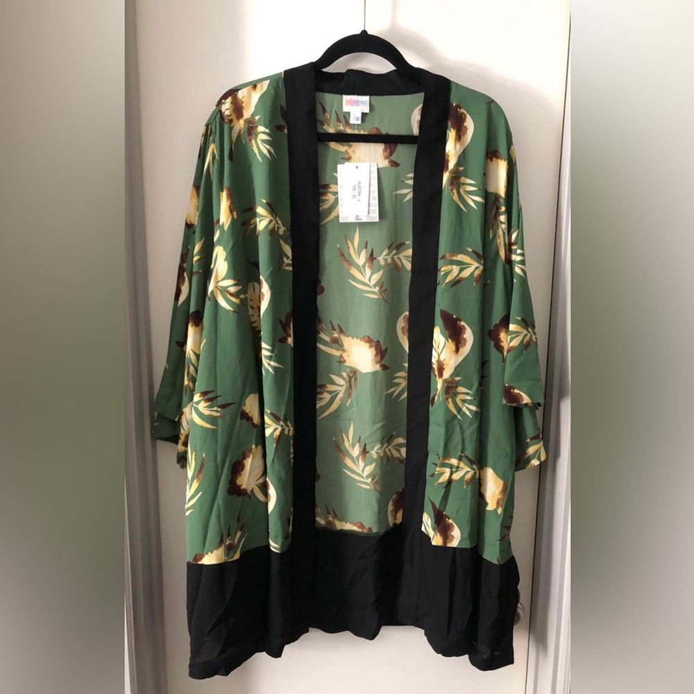 New with tags Lularoe Aurora size L, Large (14-18)